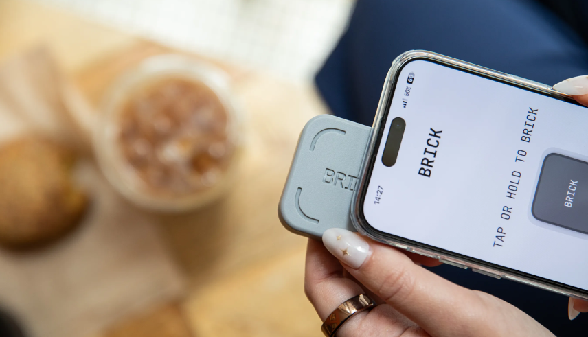 The Brick Review: A Physical Solution to Digital Distraction and Smarter Phone Use
